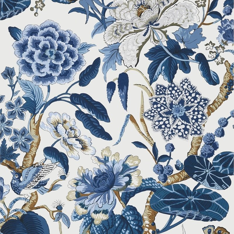 Read more about the article Grand Palace Hill Garden Blue and White